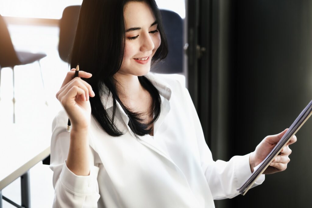 Acheter une entreprise ou fonder une start-up : Le guide pour choisir la meilleure voie entrepreneuriale
