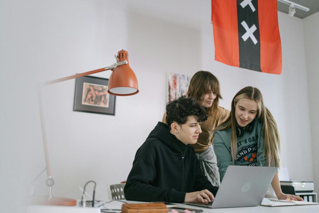 Comment Choisir le Bon Conseiller en Transmission d’Entreprise